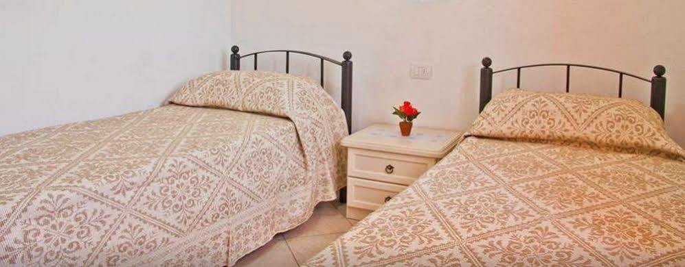 Residence Sardegnasummer Li Mori Budoni Exteriér fotografie